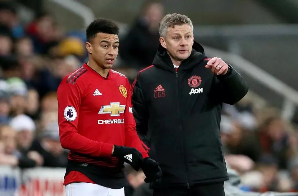 卡隆射门踢 卡隆射门踢